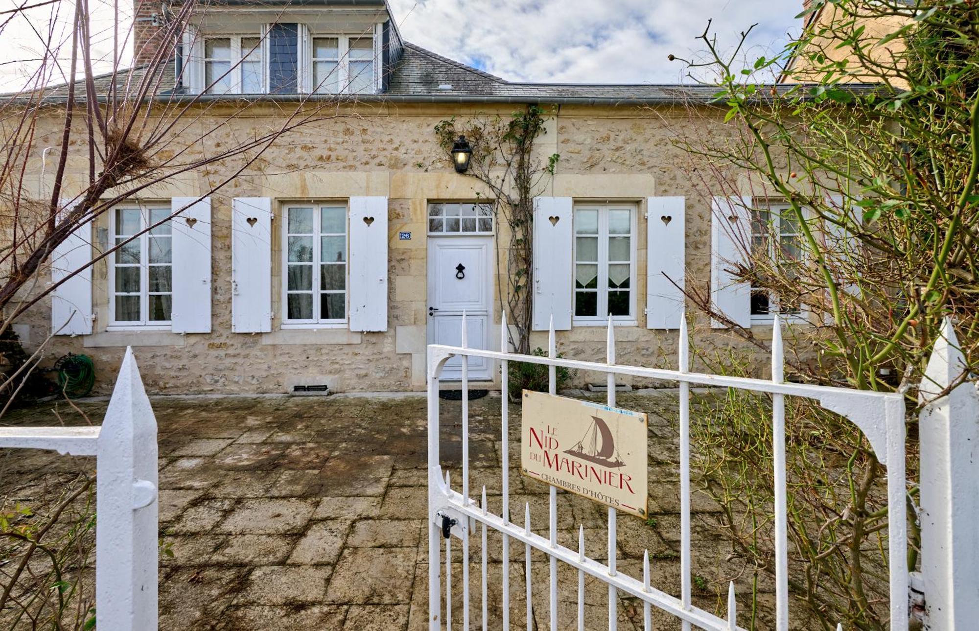 Apartamento Le Nid Du Marinier Cuffy Exterior foto